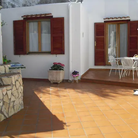 La Vite בית נופש פונזה